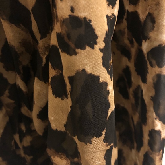 Super Gorgeous Blouse - Picture 8 of 8